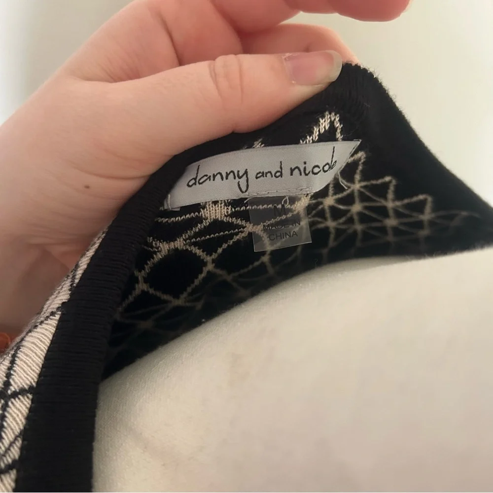 Danny & Nicole Black Cream Geometric Knit Fit & Flare Dress Size M - Picture 3 of 4